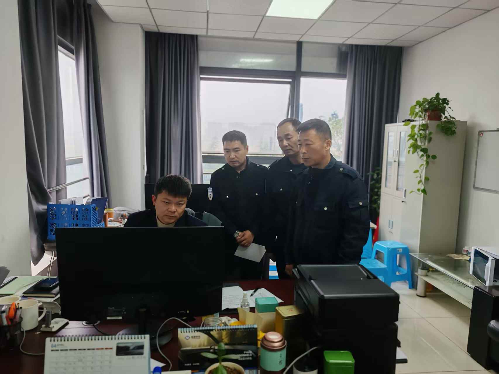 佳连公司开展安全警示教育 筑牢行车安全防线