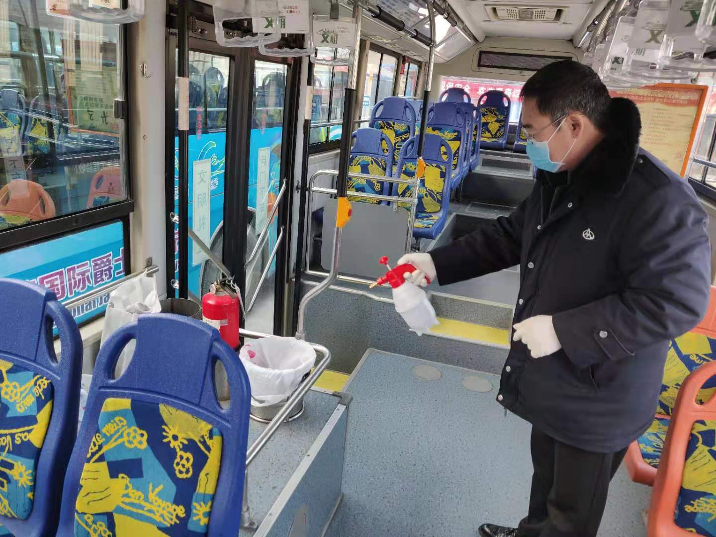 疫情防控下党员宋洪祥在行动