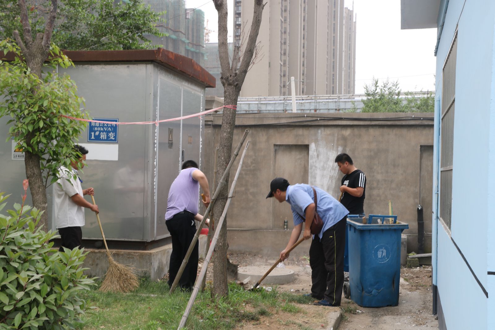 海通公交“两学一做”以学促做，知行合一