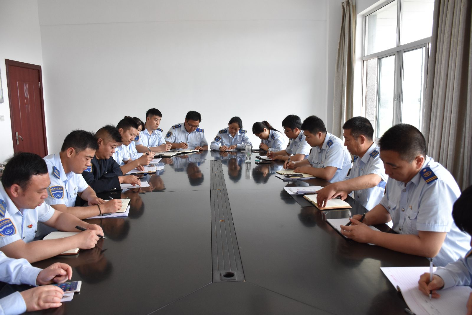 公交集团东部公司召开创建全国文明城市工作推进会