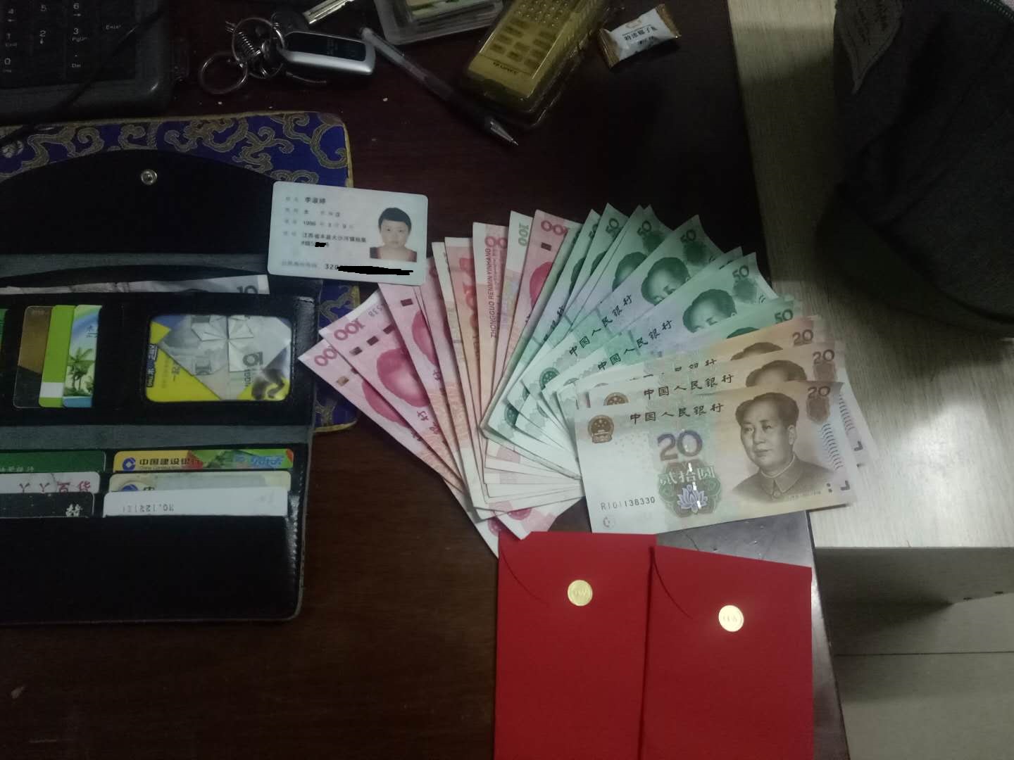 公交集团快速公司智能语音服务帮多位乘客找回遗失物品